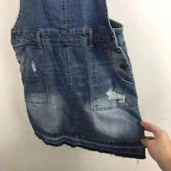 Hot Topic Women's Denim Overall Skirt Size Medium Raw Hemline Distressed - Picture 5 of 9
